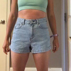 PacSun Mom Jean Shorts Light Wash